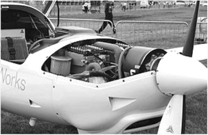 Самолет Боинг с мотором на водородных топливных элементах.