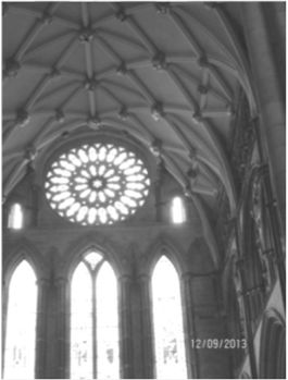 Интерьер собора в г. Йорке, Англия Ж. Ле Гофф.