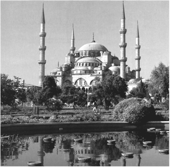 Стамбул. Собор Святой Софии, перестроенный в мечеть.