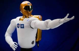 Робот-космонавт Robonaut 2 от General Motors.