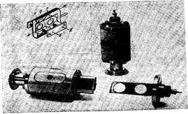 Ионизационный вакуумметр с холодным катодом и двумя плазменными источниками. А — анодВ-магнитнаяиндукция.